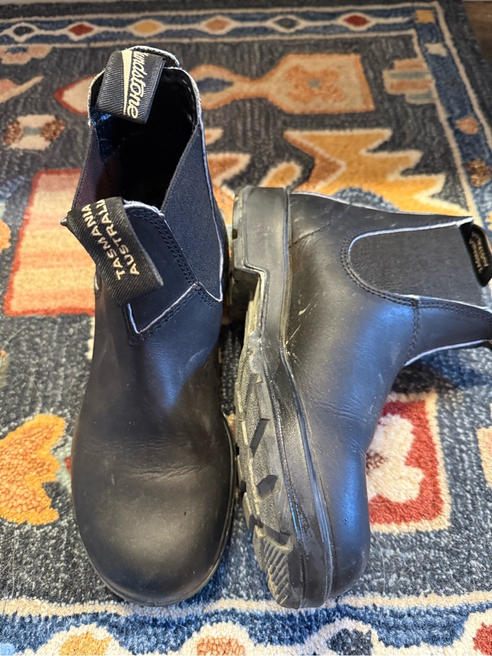 Blundstone black boots